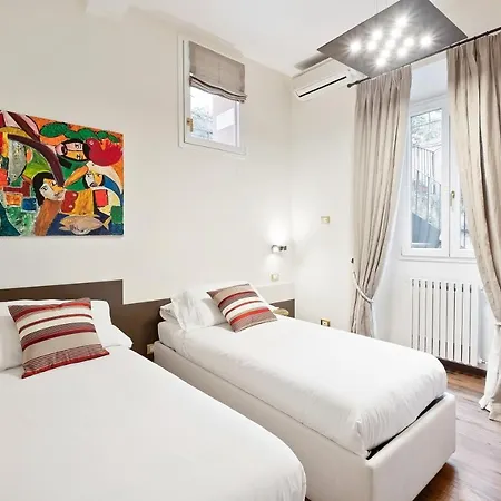 Roman Terrace 9 *