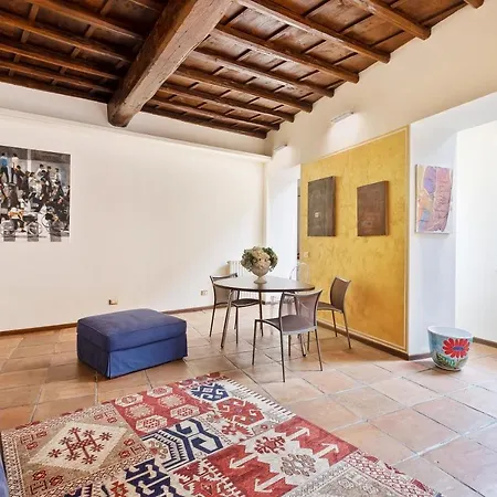 Apartamento Roman Terrace 9 *